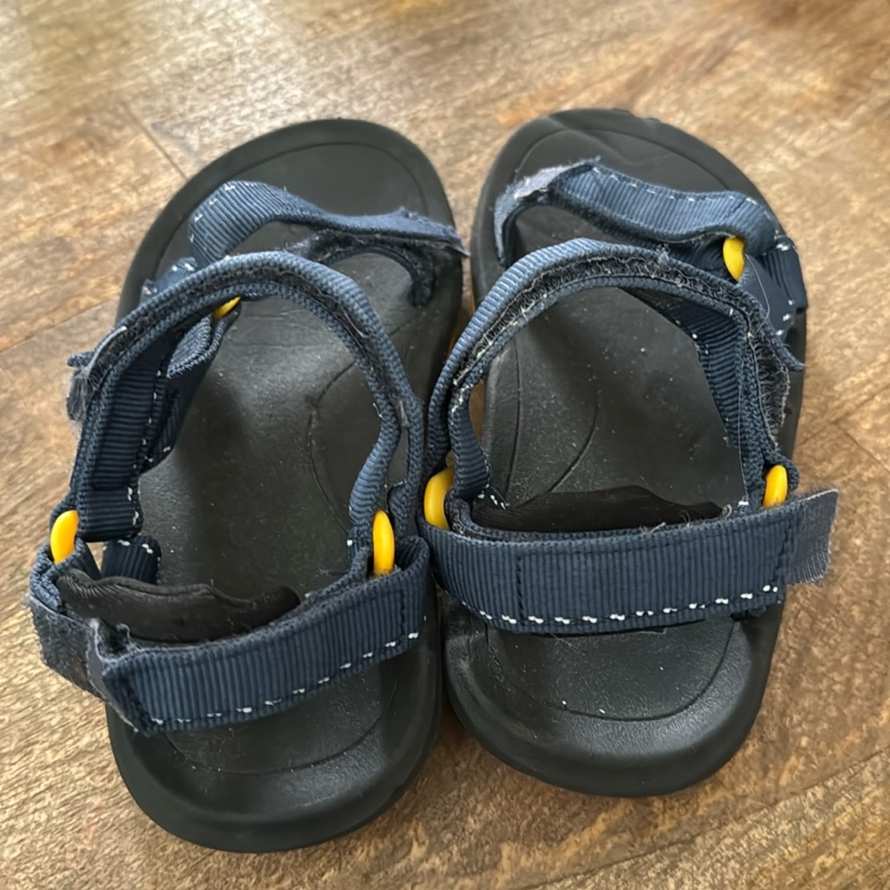 Boys size 12 Teva sandals